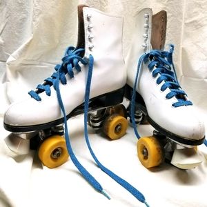 Women's roller skates